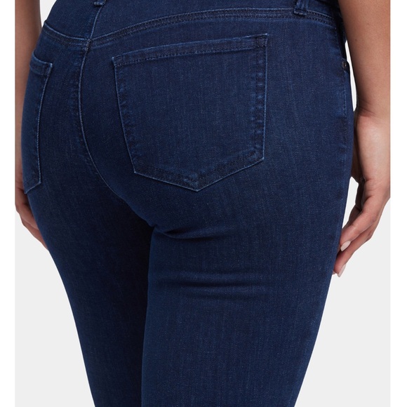 High rise NYDJ jeans size 2 with lift & tuck technology - Picture 4 of 12